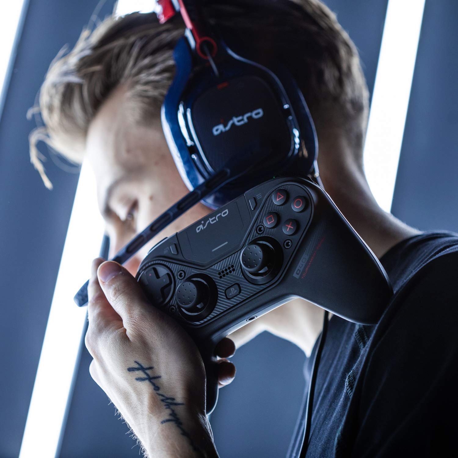 ASTRO Gaming C40 TR Wireless Controller | PS4/PC/MAC